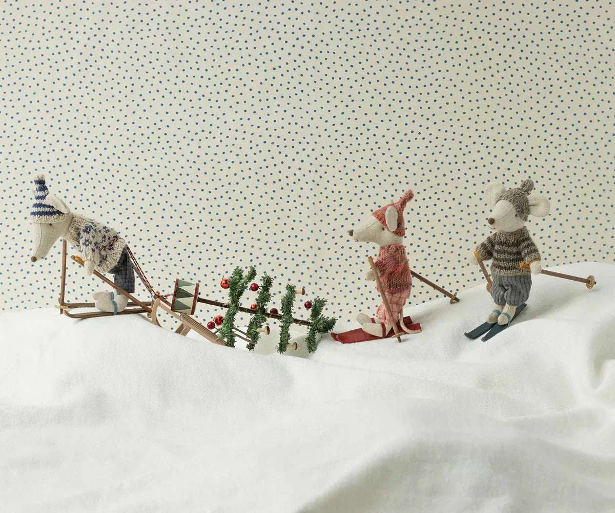 Maileg Winter mouse with ski set, Dad - Blue - Caitly